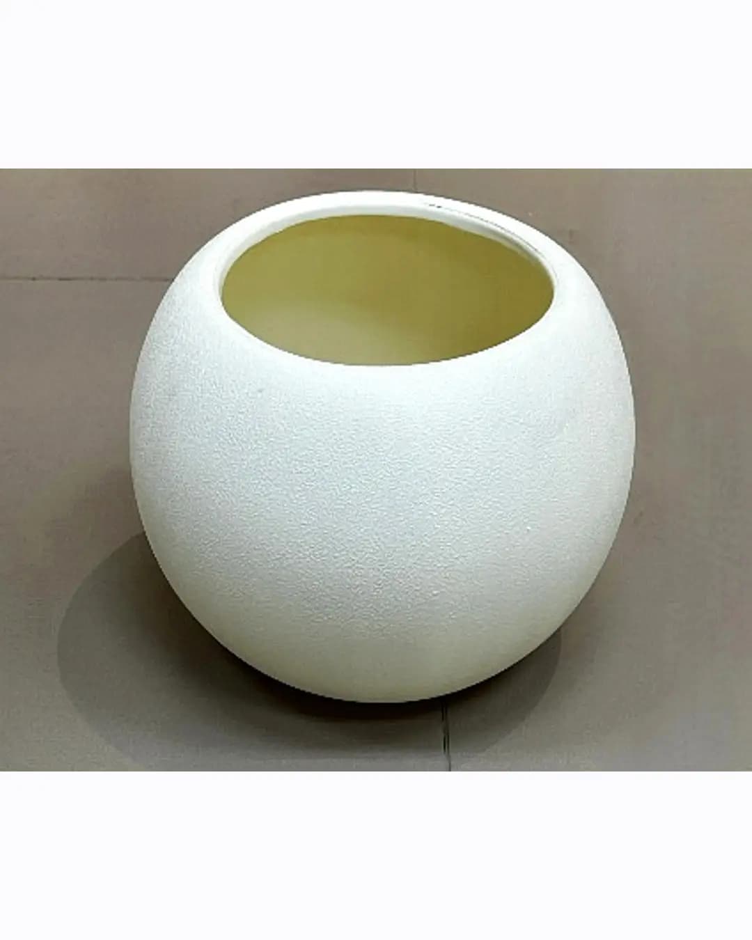 Round Planter - White (MM-1924)