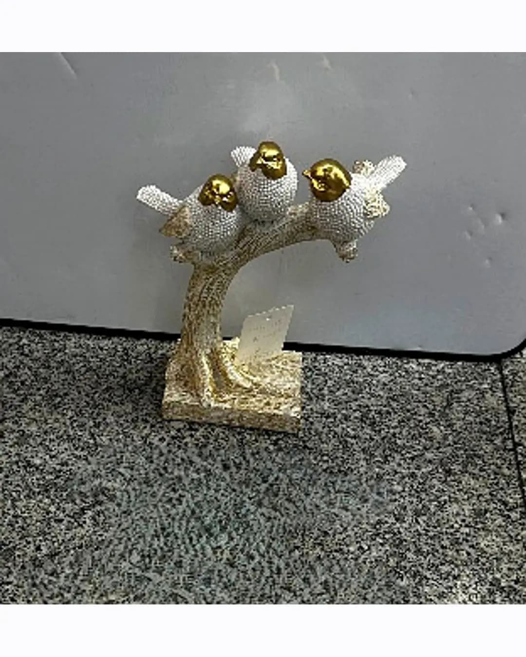 Birds on Branch Showpiece