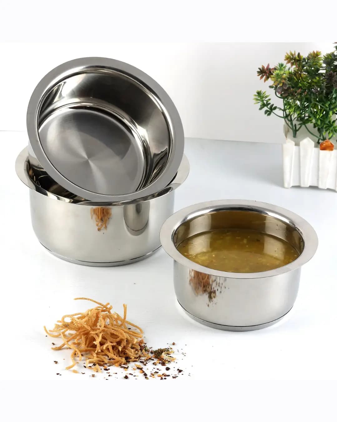Vinod 3 Piece set Stainless Steel Capsule Bottom