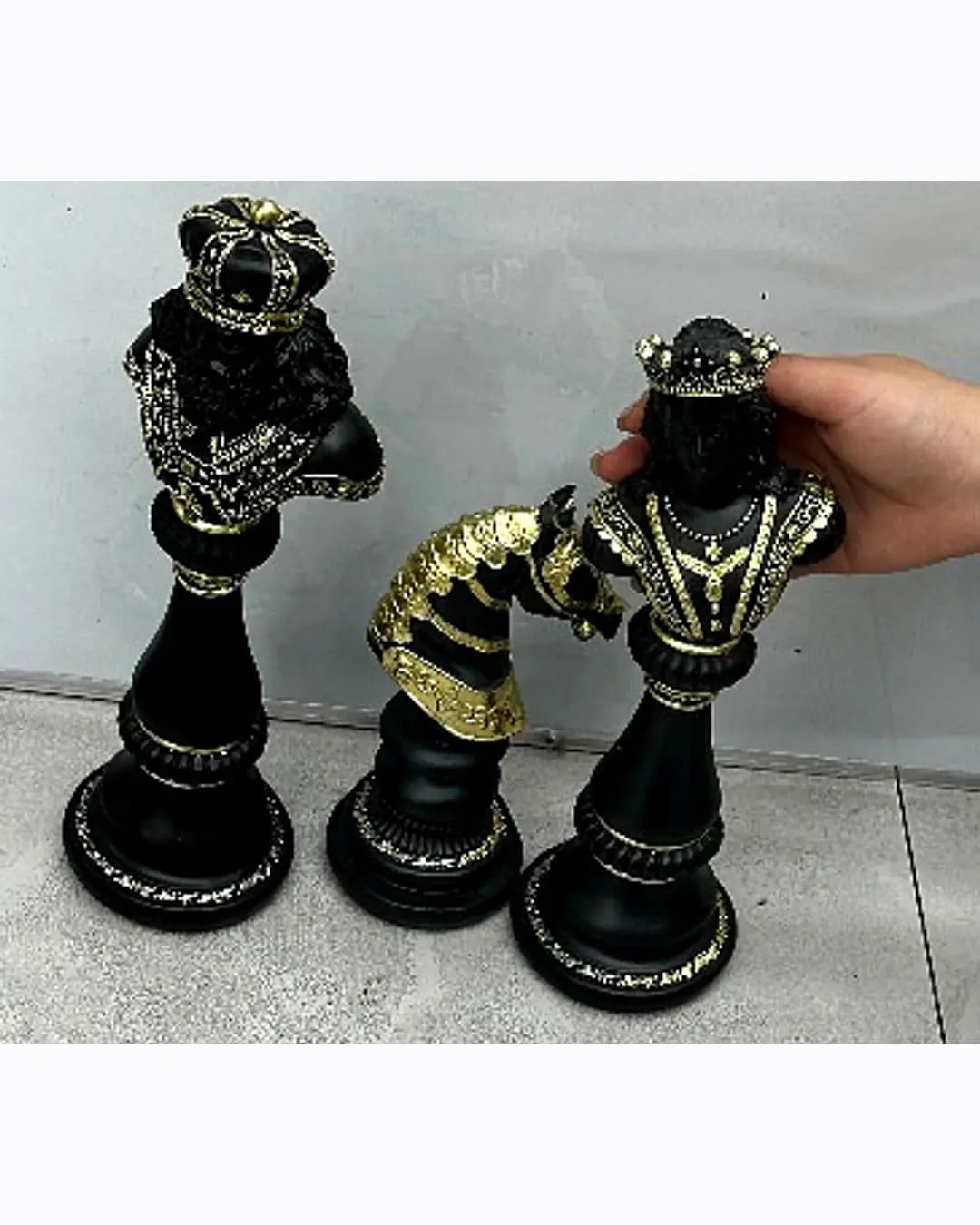 Chess King & Queen Showpiece