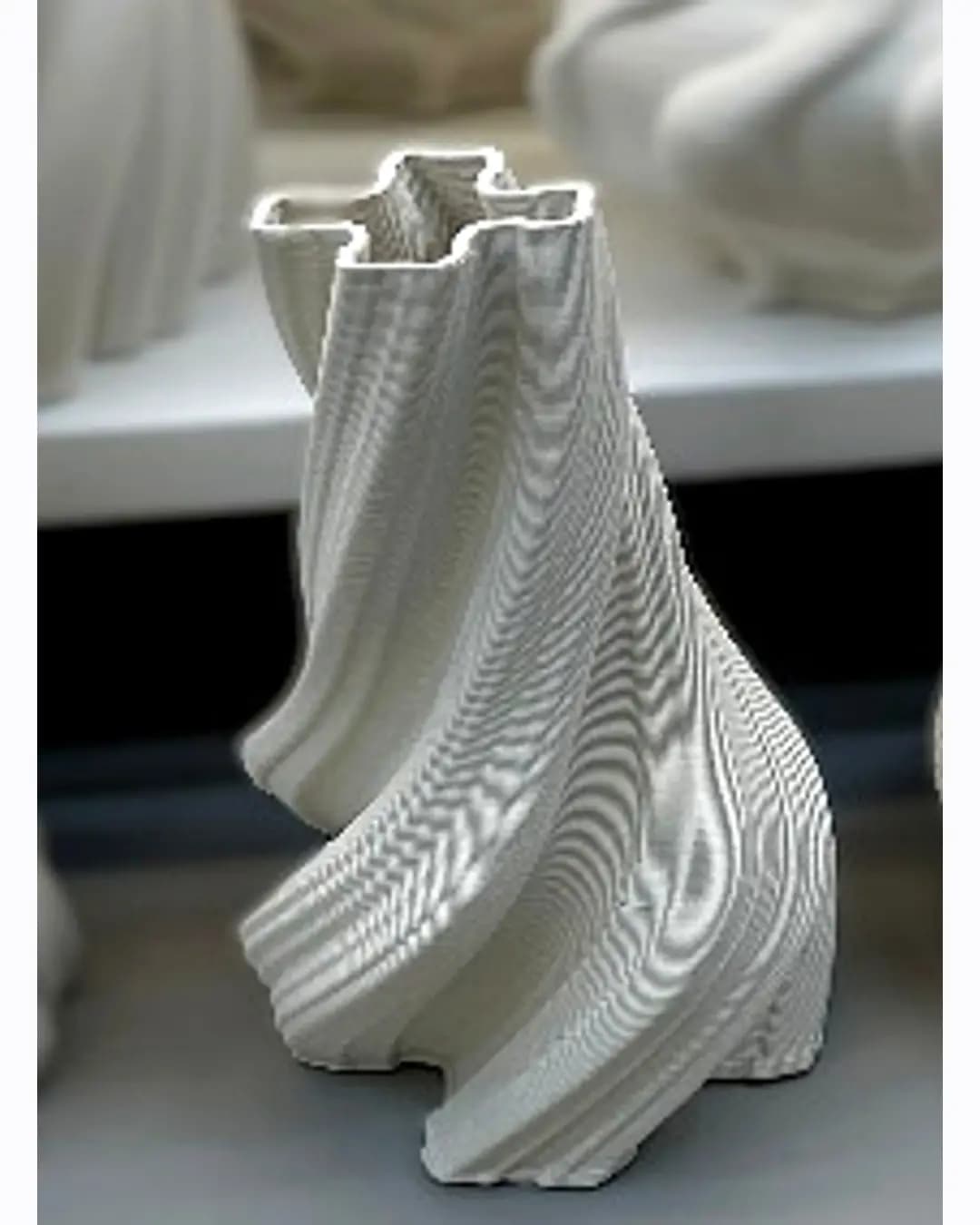 Twisted Vase - White