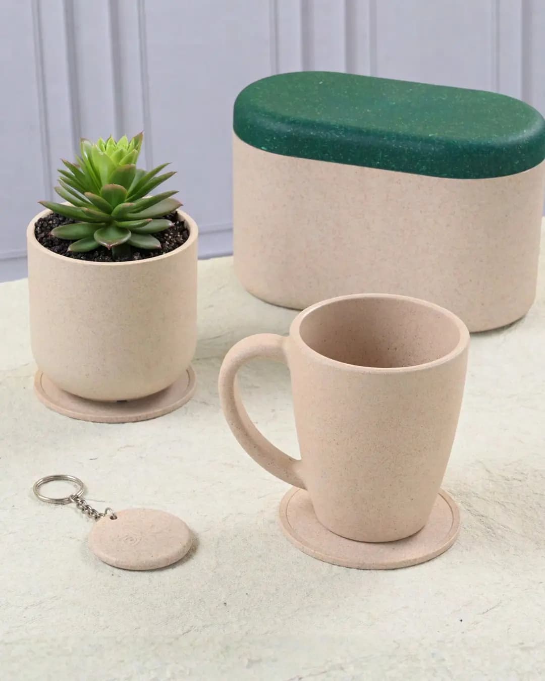 EHA Duo Gift Box DHG006 – Classic Mug, Terrapod Planter, Coasters & Keychain