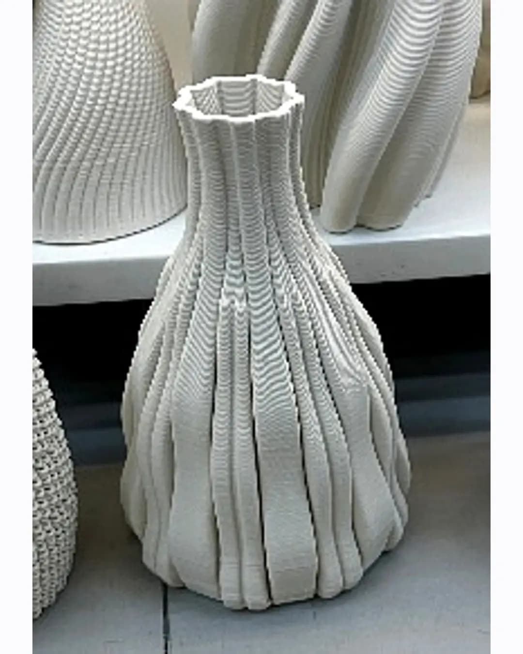 Ribbed Vase - White