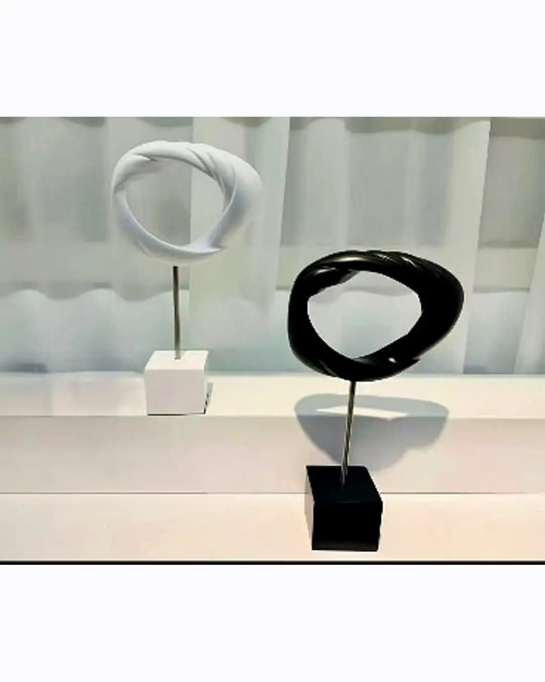 Abstract Ring Sculpture on Stand (DHK-1952)