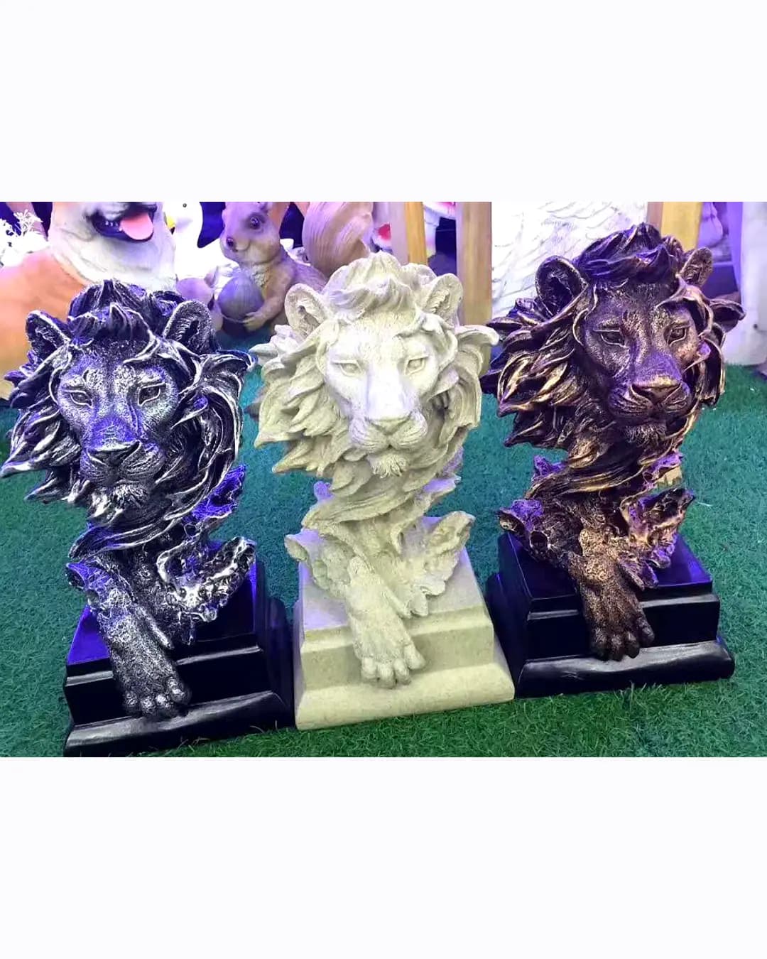 Lion Bust Showpiece